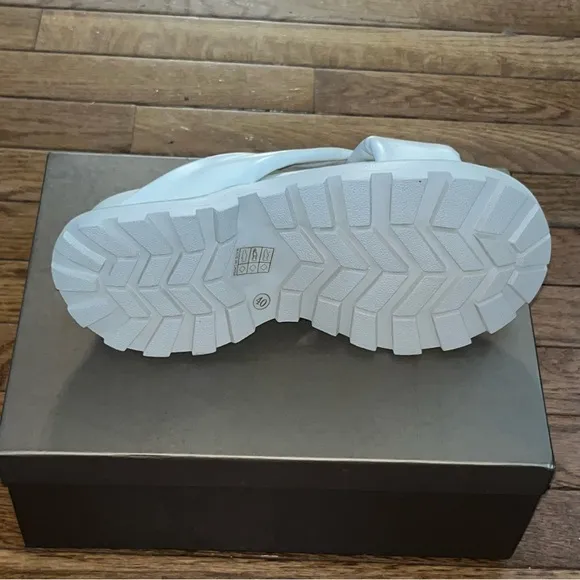 Azura by Spring Step Puffie Platform Slide Sandals Bone White Women’s Size 9