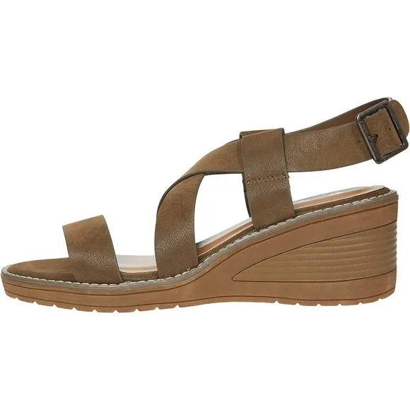 B-52 by Bullboxer Ivvy Sandals Adjustable Buckle Strap Olive Size 9