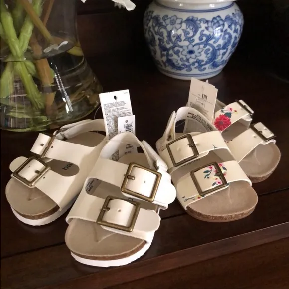 Baby Gap Buckle Sandals Set Size 1 0-3M White Floral Spring Summer Shoes NWT!!