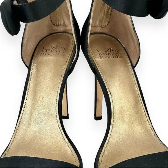 Badgley Mischka Black Satin Ankle Bow Heeled Sandals sz 6.5M