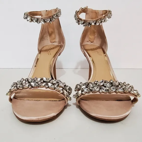 Badgley Mischka Caroline blush satin jewel Embellished ankle strap Shoe 8.5
