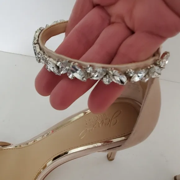 Badgley Mischka Caroline blush satin jewel Embellished ankle strap Shoe 8.5