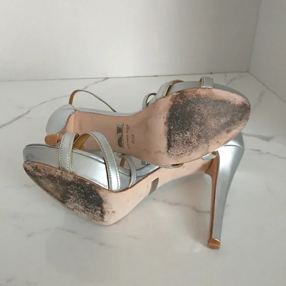 Badgley Mischka Fierce Ankle Strap Silver/Gold Heeled Sandals - 8.5