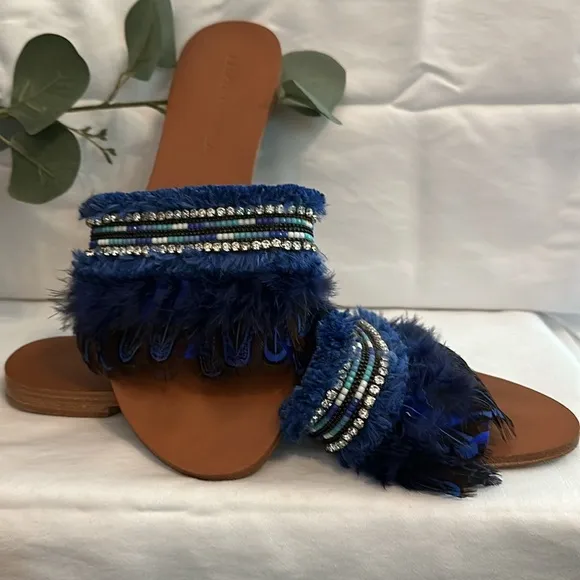 Badgley Mischka | Fortune | Embellished | feather beads rhinestone | 9 | sandals