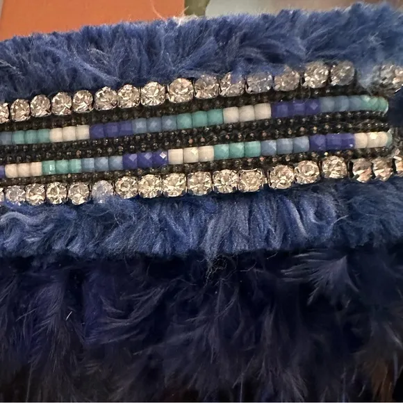 Badgley Mischka | Fortune | Embellished | feather beads rhinestone | 9 | sandals