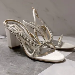 Badgley mischka Natasha pearl crystal heeled sandals sz 7. (N7)