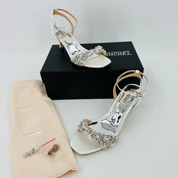Badgley Mischka Telissa Embellished Evening Sandals Heels Soft White Size 6 NIB