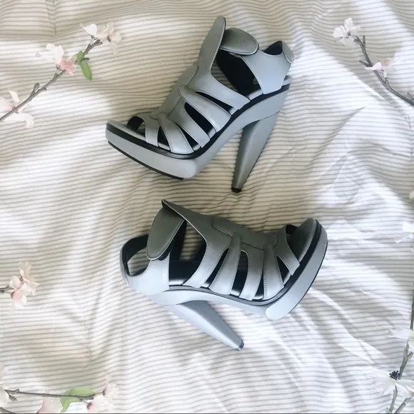 Balenciaga | Auth Wooden Heel Platform Sandals 7