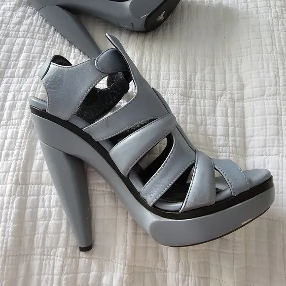 Balenciaga | Auth Wooden Heel Platform Sandals 7