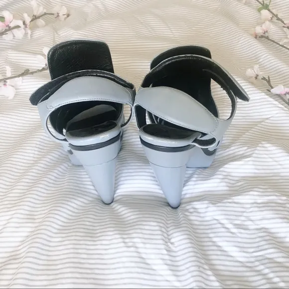 Balenciaga | Auth Wooden Heel Platform Sandals 7