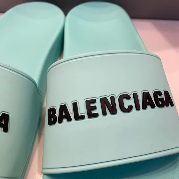 Balenciaga Women's Logo Pool Slides Sandals 10 US /40 EU
