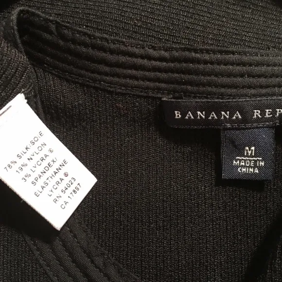 BANANA REPUBLIC Silk Blend SPRING SUMMER Henley Pullover SWEATER, Size M