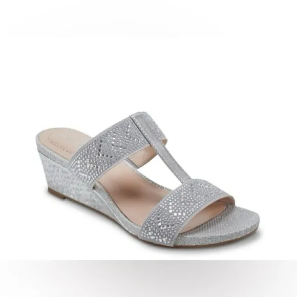 Bandolino Silver Rhinestone Wedge Sandals - Size 8