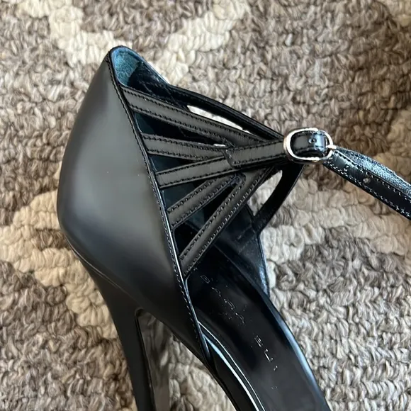 Barbara Bui T-strap Platform Sandal Gold &amp; Black