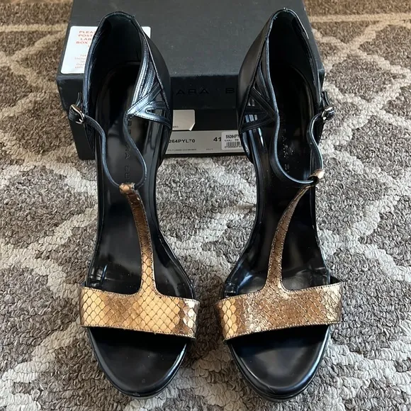Barbara Bui T-strap Platform Sandal Gold &amp; Black