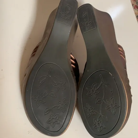 BASS COPPER LEATHER SANDALS WEDGES SLIP ON 5M OPEN TOE SHOES