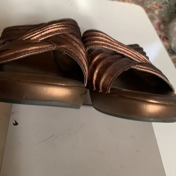 BASS COPPER LEATHER SANDALS WEDGES SLIP ON 5M OPEN TOE SHOES