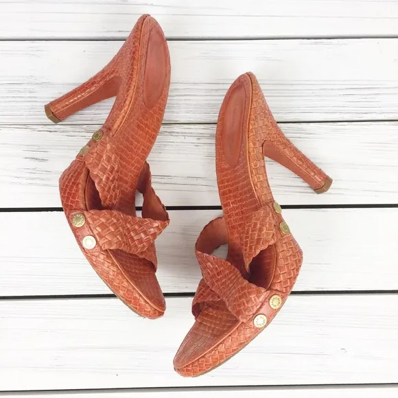 BCBGMaxAzria Nicasia Woven Leather Sandals 7.5
