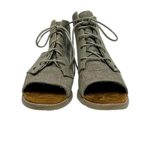 Bearpaw aracelli wedge sandals in bark size 11