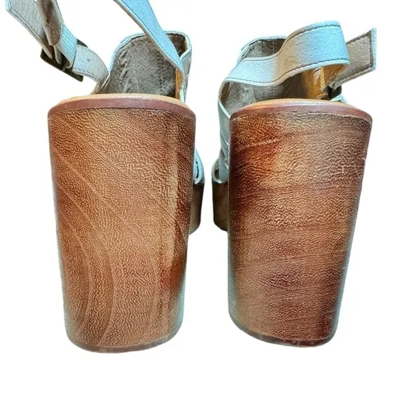 Beast Fashion by Buckle Presley Slingback