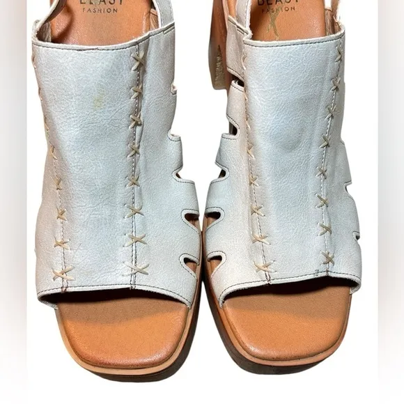 Beast Fashion by Buckle Presley Slingback