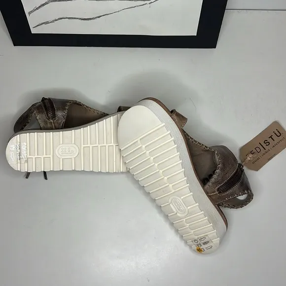 BEDISTÜ Taupe Zoe Leather Platform Sandal - Women Size 6.5 NWT