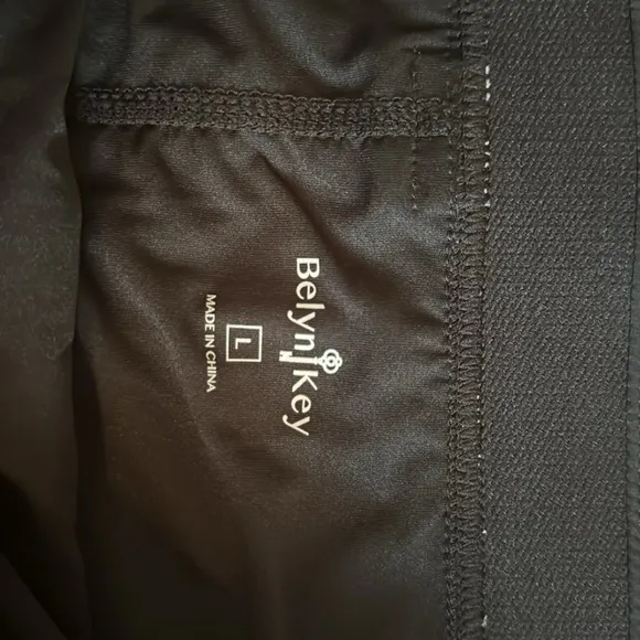 Belyn Key BK skort &amp; Top