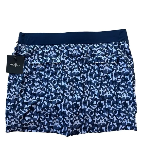 Belyn Key City Golf Skort in Marble Blue Size L