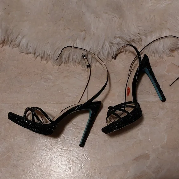 Betsey johnson Adde platform dress sandals size 10M