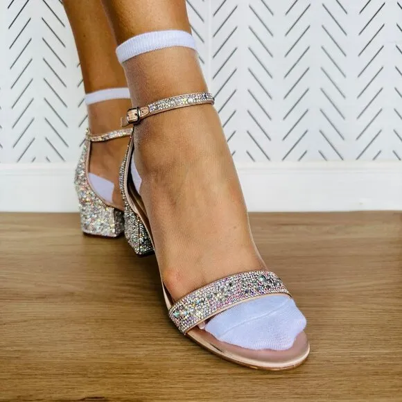 ❤️❤️❤️Betsey Johnson Mari Block Heel Dress Sandals Rhinestone Silver Blue Party