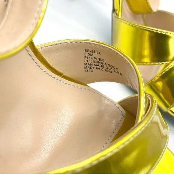 Betsey Johnson Women's Sb-Bell Heel Silver Rhinestones Gold Sandals