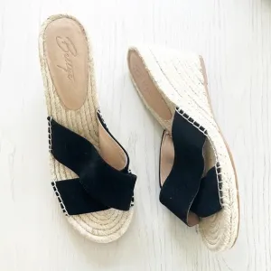 Bettye Muller Espadrille Wedge Platform Sandals Black Suede size 10 NWOT
