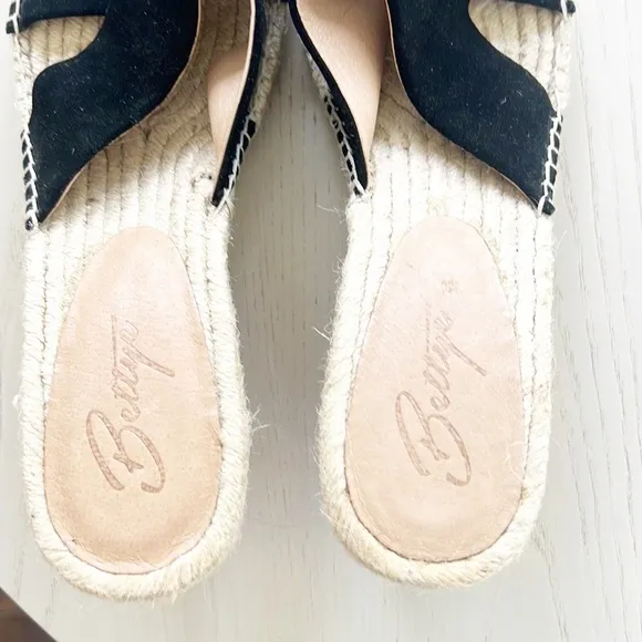 Bettye Muller Espadrille Wedge Platform Sandals Black Suede size 10 NWOT