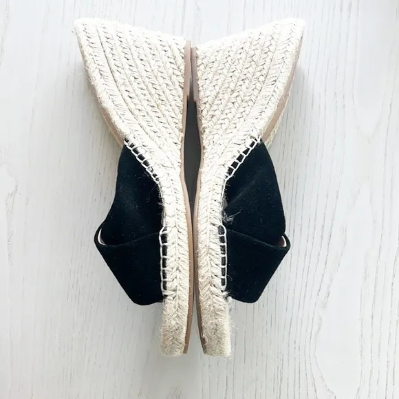 Bettye Muller Espadrille Wedge Platform Sandals Black Suede size 10 NWOT