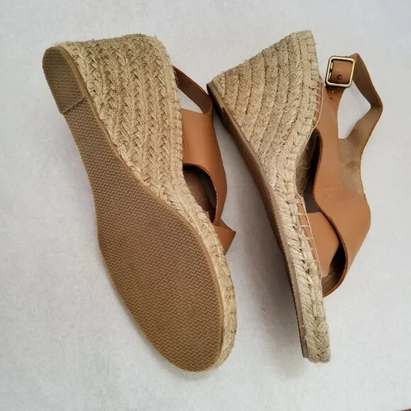 Bettye Muller Venus Espadrille Brown Leather Wedge Sandals Size 8.5 New