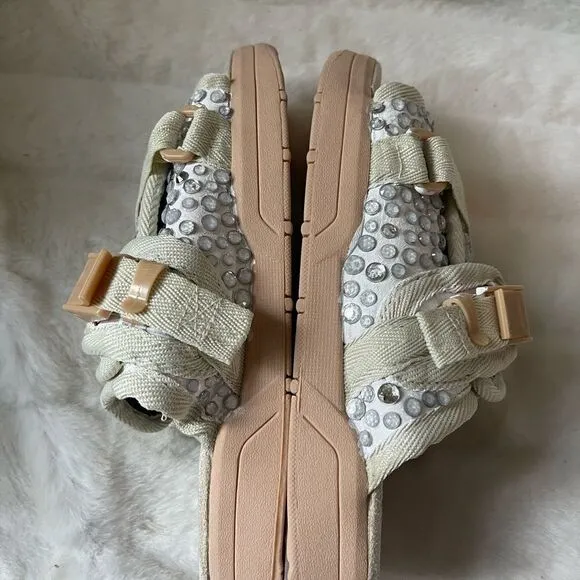 Beyond the edge of the world Beige slides sandals rhinestones accents SZS ,W10