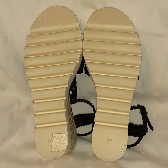 Bibi Lou Sandals SIZE 37