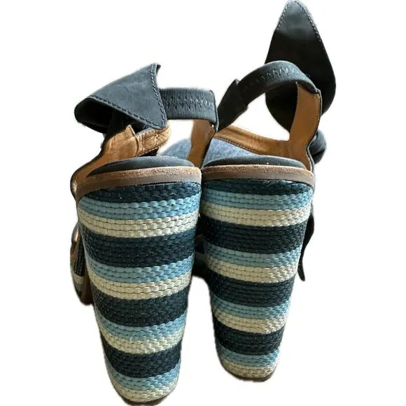 BILL BLASS Bolton Leather Platform bow strap Sandals In Denim Blue Size 7