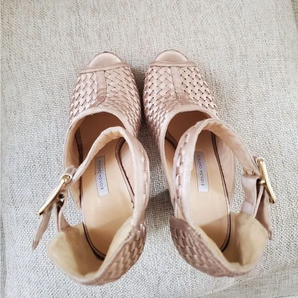 Bionda Castana Cloth Sandals sz 5.5