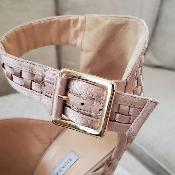 Bionda Castana Cloth Sandals sz 5.5