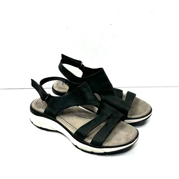 Bionica Akers Sandals Sz 10‎