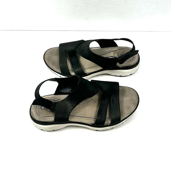 Bionica Akers Sandals Sz 10‎