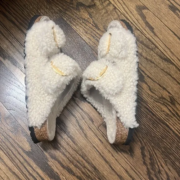 BIRKENSTOCK Arizona Big Buckle Teddy in Size 39 US 8-8.5