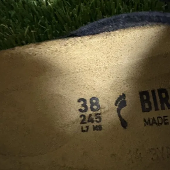 Birkenstock Arizona Black and Sliver Regular New With Tag