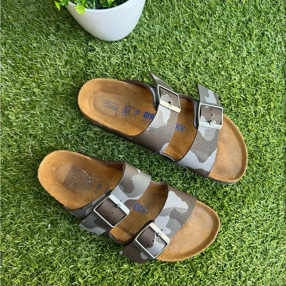 Birkenstock Arizona SOFT FOOTBED Camouflage Sandals Size 37 US 7 women