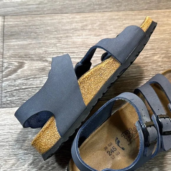 Birkenstock blue navy Strappy Sandals woman’s size 38 (b77)