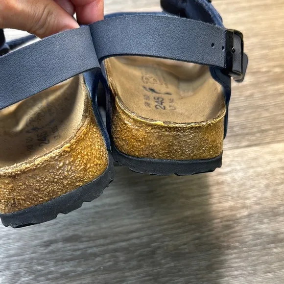 Birkenstock blue navy Strappy Sandals woman’s size 38 (b77)