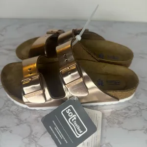Birkenstock Brown Sandals with Adjustable Straps | 5.5