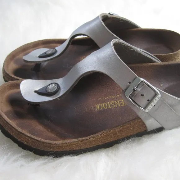 Birkenstock Gizeh Birko-Flor Metallic Leather T-Strap Sandals Silver 38
