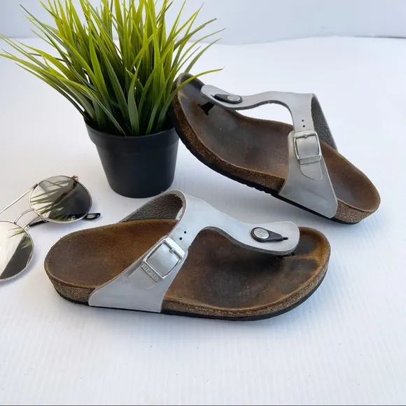 Birkenstock Gizeh Birko-Flor Silver sandals 3.5